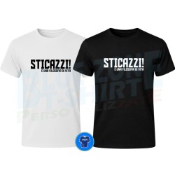 Maglietta uomo STI CAZZI Filosofia di Vita disponibile in bianco e nero